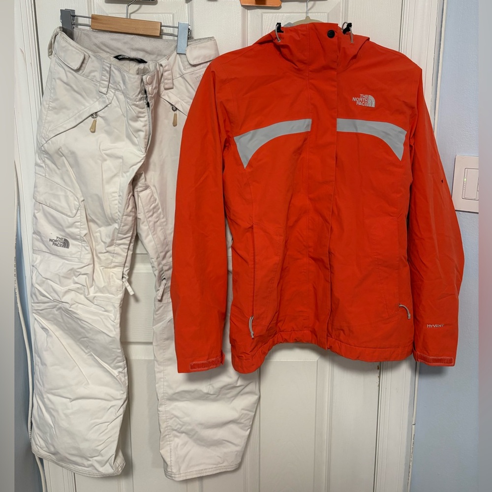 North face 2 in 1 Waterproof Coat + north face ski pants
